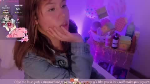 L I L I  online show from April 8, 2026, 5:57 pm