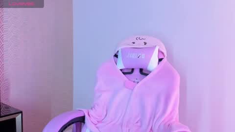 Snapshot of lilithcary chatting on February 1, 2025, 11:27 pm Lilith online show from February 1, 2025, 11:27 pm