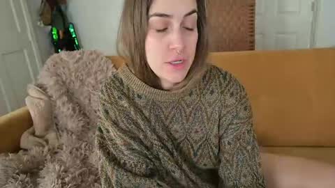 L online show from April 16, 2026, 8:53 pm