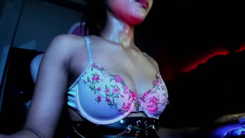 lilithsabeth online show from July 14, 2026, 3:44 am