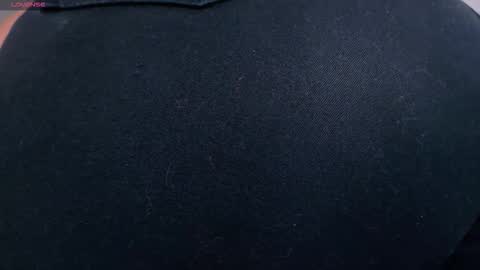 Snapshot of lilithsmith__ chatting on December 22, 2025, 9:06 am lilithsmith__ online show from December 22, 2025, 9:06 am