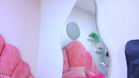 Snapshot of lilithsmith__ chatting on February 16, 2026, 11:39 am lilithsmith__ online show from February 16, 2026, 11:39 am