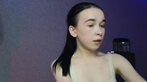 lilithstrangfor online show from April 20, 2026, 9:49 pm