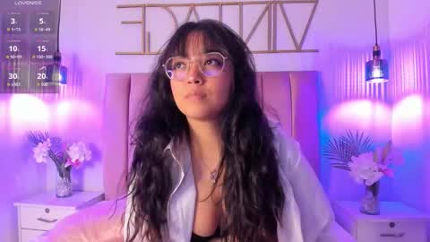 Lilith  online show from November 23, 2025, 12:49 pm