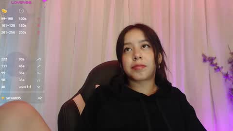 Snapshot of lilithwallkeer chatting on February 24, 2025, 7:11 am Maria online show from February 24, 2025, 7:11 am