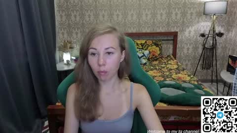 Snapshot of lill_mary chatting on June 26, 2026, 1:32 am Maria online show from June 26, 2026, 1:32 am