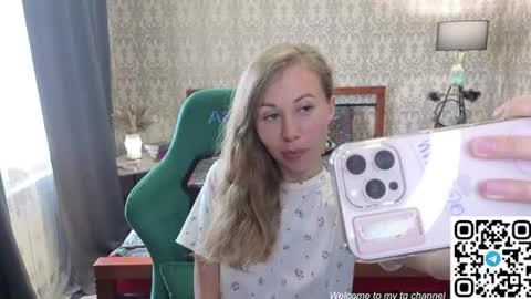 Snapshot of lill_mary chatting on July 6, 2026, 3:36 am Maria online show from July 6, 2026, 3:36 am