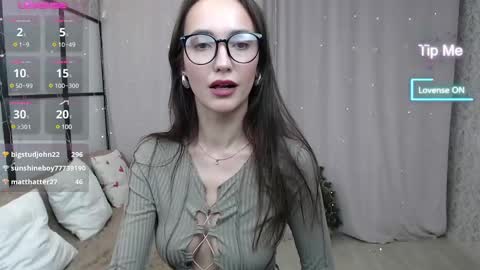 Lillian online show from January 23, 2025, 1:56 pm