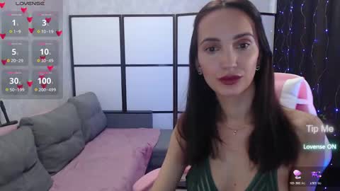 Lillian online show from March 1, 2025, 11:06 am