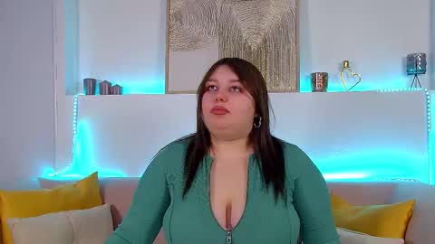 Snapshot of lillianhaig chatting on March 3, 2025, 10:10 pm LillianHaig online show from March 3, 2025, 10:10 pm