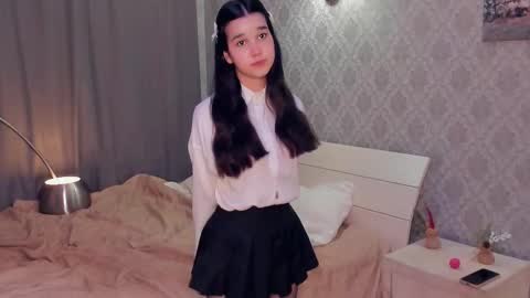 Celina Lillie online show from December 17, 2025, 9:43 pm