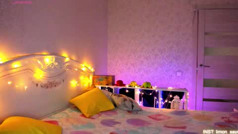 LilliMoore online show from March 9, 2026, 11:31 pm