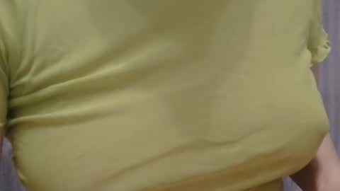 Snapshot of lillkit chatting on February 8, 2026, 10:35 pm Lilu online show from February 8, 2026, 10:35 pm