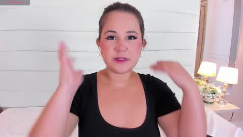 Snapshot of lilly_2809_ chatting on February 3, 2026, 3:48 am Lizeth follow me in my igimlilycute 3 online show from February 3, 2026, 3:48 am