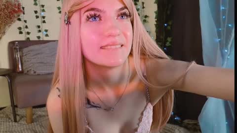 Lilly online show from December 8, 2024, 7:37 am