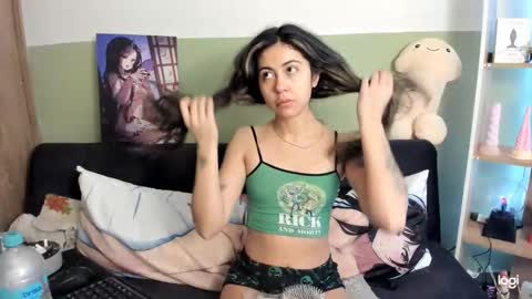 lilly_sweet02 online show from February 1, 2026, 10:08 pm