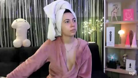 lilly_sweet02 online show from March 31, 2026, 12:34 am