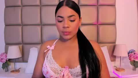 Lilly  online show from April 20, 2026, 2:47 am