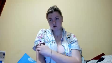 Snapshot of lillydepp chatting on November 20, 2025, 3:56 pm Lilly Depp online show from November 20, 2025, 3:56 pm