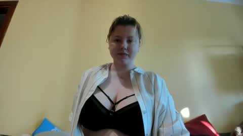 Lilly Depp online show from January 18, 2026, 8:18 am