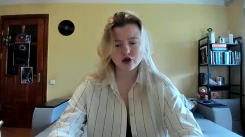 Snapshot of lillydepp chatting on April 25, 2026, 10:18 am Lilly Depp online show from April 25, 2026, 10:18 am