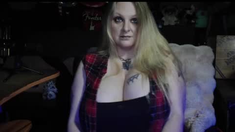 Lillyth Eden online show from June 3, 2026, 5:21 am