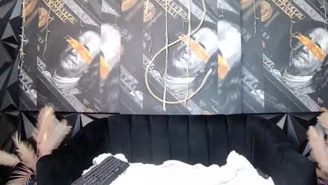 lilmissbaddiexxx online show from November 28, 2025, 5:21 am