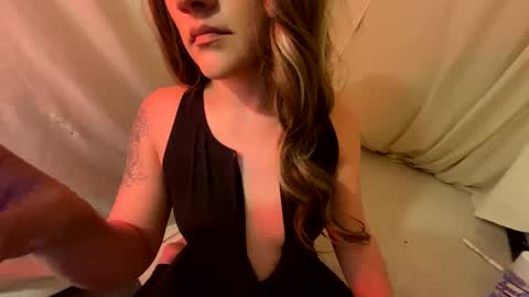 Snapshot of lilnikkicreampuff chatting on February 3, 2025, 8:13 pm lilnikkicreampuff online show from February 3, 2025, 8:13 pm