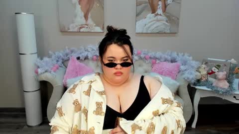 Snapshot of lilolewins chatting on January 12, 2025, 4:00 am LiloLewins online show from January 12, 2025, 4:00 am