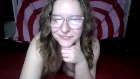 LilPies  online show from February 17, 2025, 4:20 am