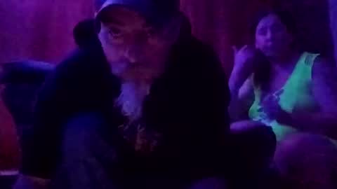 Snapshot of lilsmokey629501 chatting on November 1, 2025, 2:13 am lilsmokey629501 online show from November 1, 2025, 2:13 am