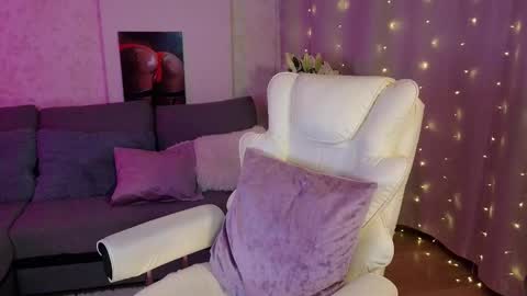 Lilu online show from March 10, 2025, 11:16 pm
