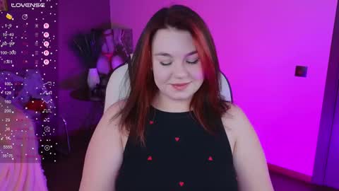 Lilu online show from November 19, 2025, 12:05 pm