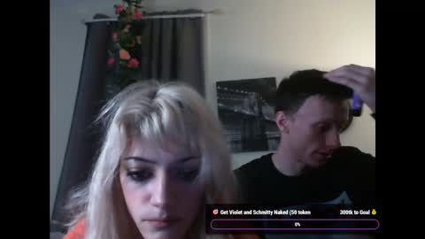 Little Violet online show from November 16, 2025, 2:39 am