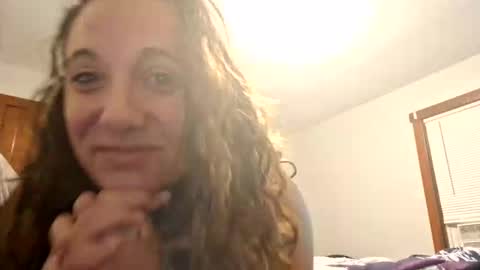 lilwhitemilf online show from September 17, 2025, 2:13 am