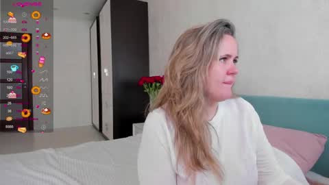 Snapshot of lily_bel chatting on May 7, 2026, 1:11 am Lily online show from May 7, 2026, 1:11 am