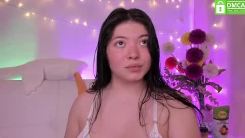 lily_cherry0 online show from April 9, 2026, 12:54 am