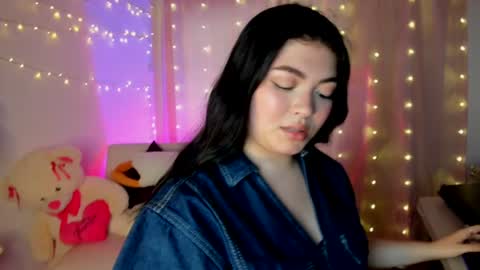 lily_cherry0 online show from June 21, 2026, 10:23 pm