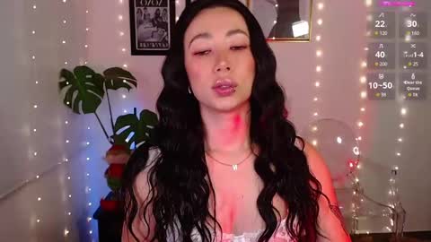 just lily online show from December 11, 2024, 1:58 am