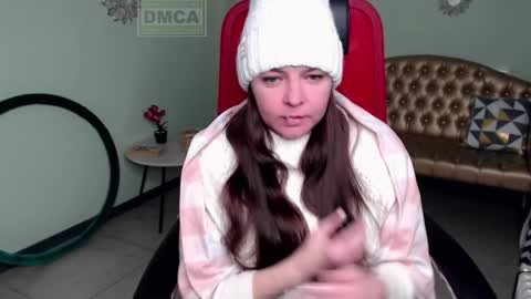 Lily online show from January 22, 2025, 4:34 am