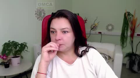 Lily online show from October 2, 2025, 4:41 am