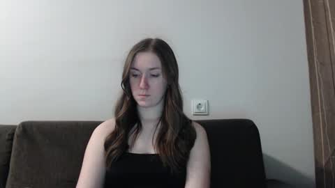 lily_love_x online show from February 18, 2025, 2:27 am