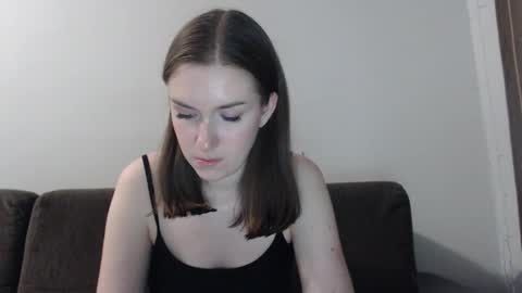 lily_love_x online show from October 9, 2025, 10:19 pm