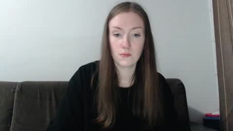Snapshot of lily_love_x chatting on June 4, 2026, 11:22 pm lily_love_x online show from June 4, 2026, 11:22 pm