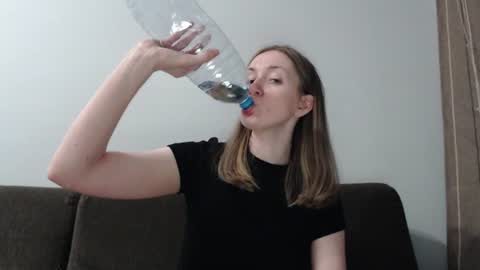 lily_love_x online show from July 20, 2026, 2:15 am