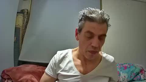 Snapshot of lily_lovelyman_ chatting on February 4, 2025, 5:34 pm lily lovelyman online show from February 4, 2025, 5:34 pm