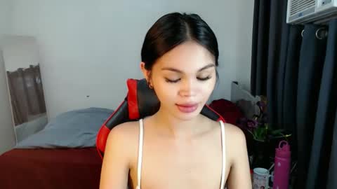 Snapshot of lily_summer23 chatting on May 12, 2026, 6:21 am Youre pleasure Lily online show from May 12, 2026, 6:21 am