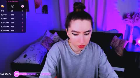 LILY online show from October 2, 2025, 7:48 am