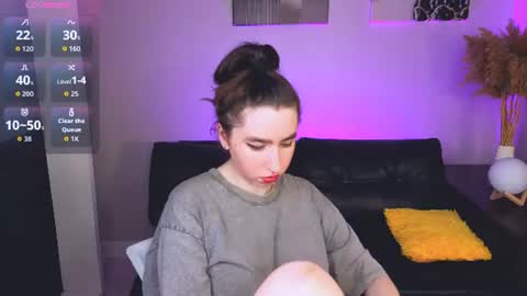 Snapshot of lily_xbaby chatting on July 12, 2026, 7:27 pm LILY online show from July 12, 2026, 7:27 pm