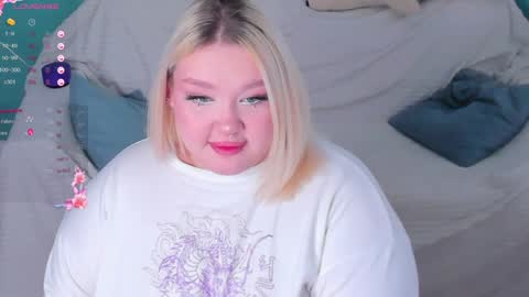 Lily online show from February 5, 2025, 9:04 am